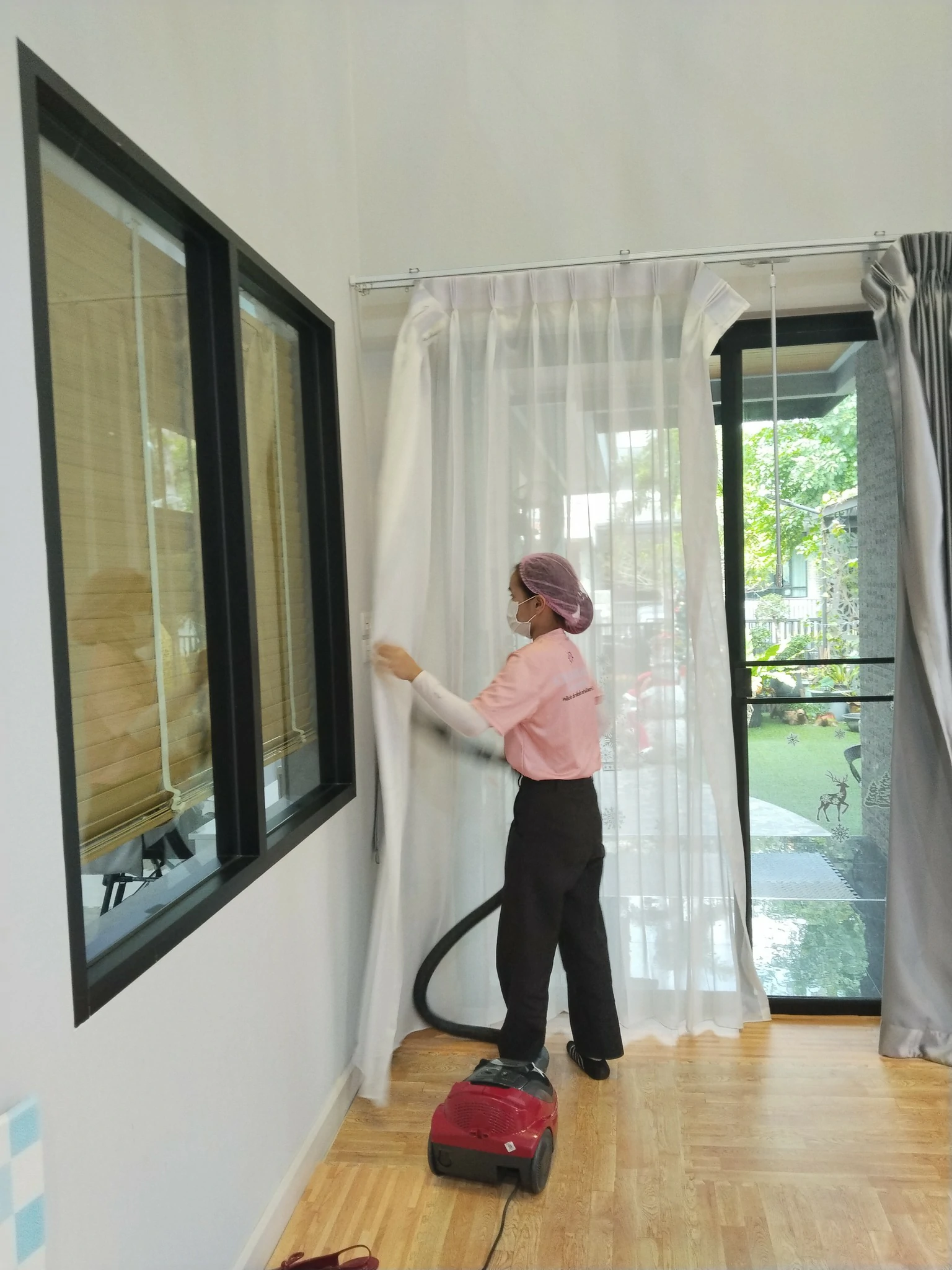 บริการทำความสะอาดบ้านครบวงจร สะอาดลึกทุกมุม เห็นผลทันที (9)